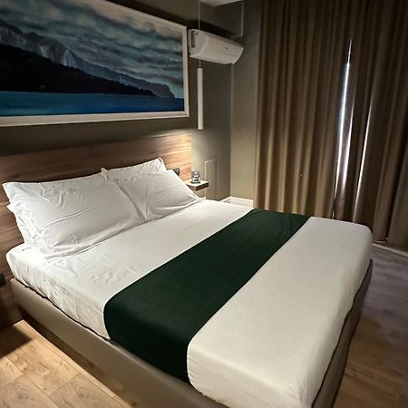 7Th Floor Suite Неаполь Экстерьер фото