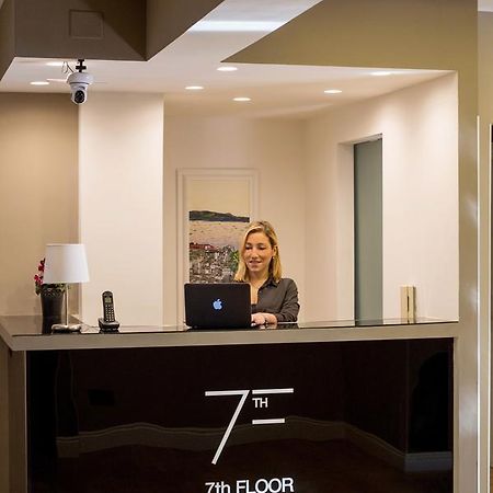 7Th Floor Suite Неаполь Экстерьер фото