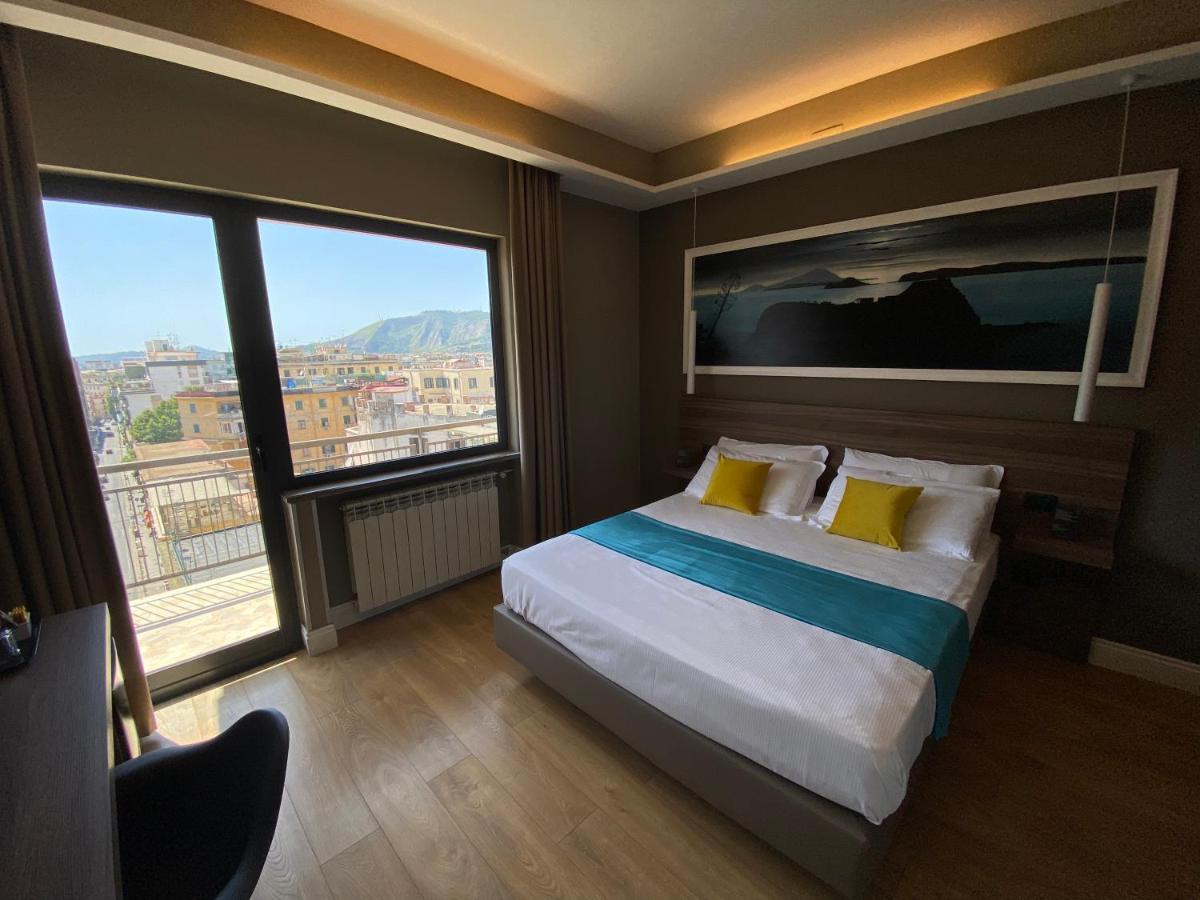 7Th Floor Suite Неаполь Экстерьер фото