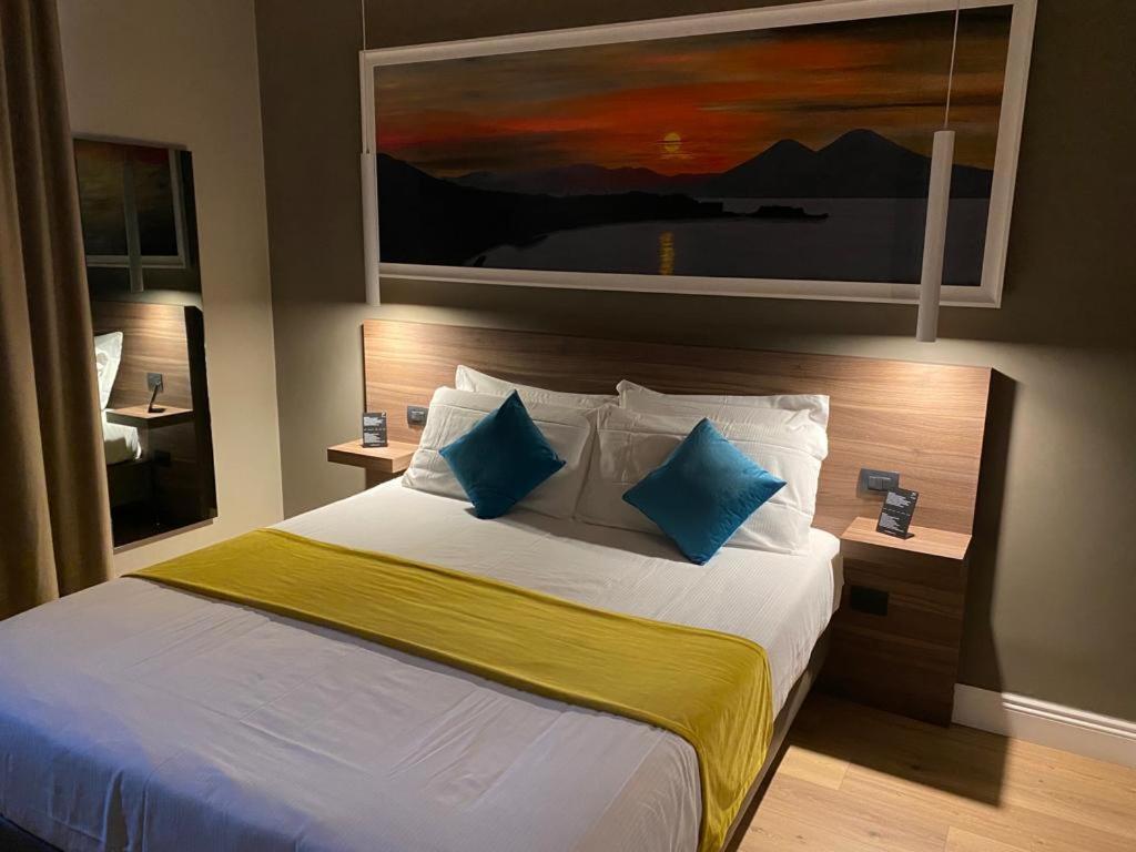 7Th Floor Suite Неаполь Экстерьер фото
